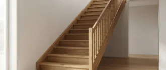 Gerade Wangentreppe aus Holz mit sichtbaren seitlichen Wangen